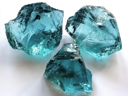 Glass rocks | chunks turquoise for filling gabions
